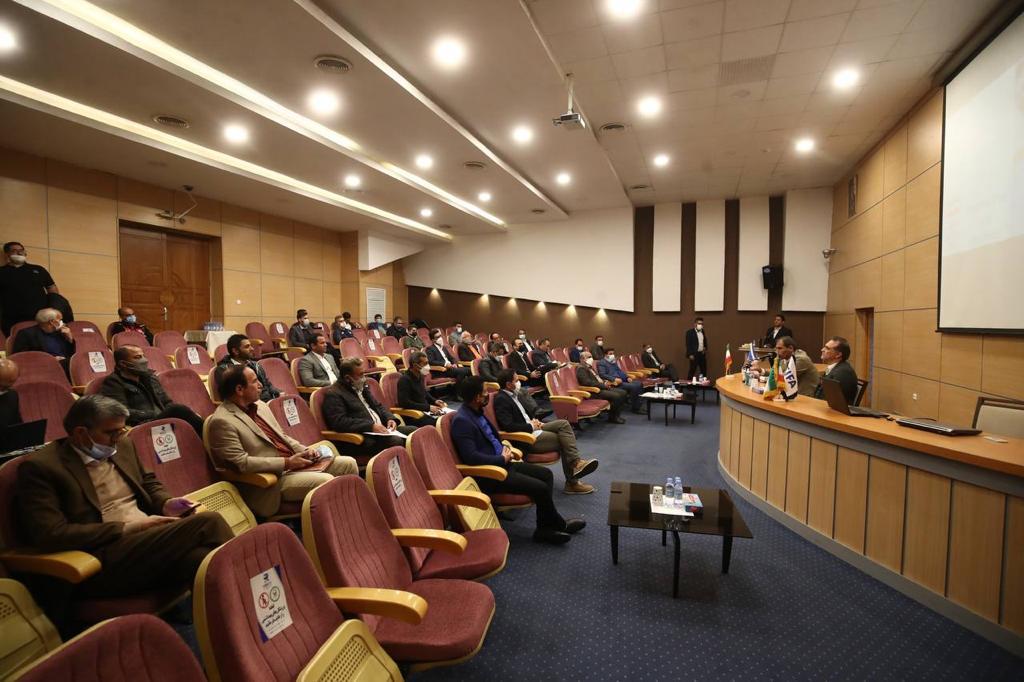نشست هم اندیشی رده سنی زیر16 سال برگزار شد. نشست هم اندیشی رده سنی زیر16 سال برگزار شد.