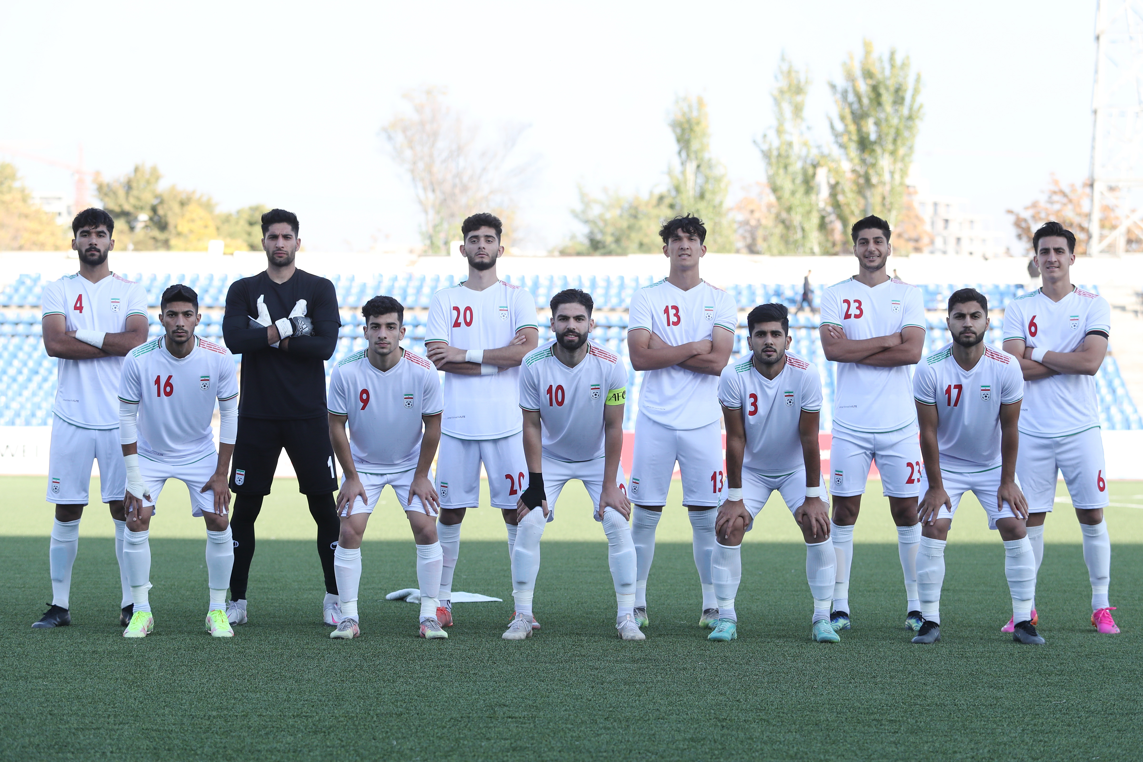 پایان نیمه نخست دیدار ایران و نپال