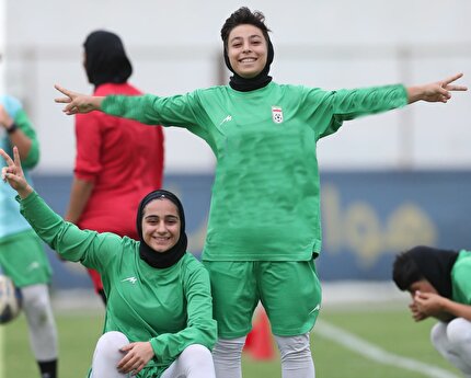 جوان‌ترین ملی‌پوش فوتبال بانوان: انگیزه بالایی برای صعود داریم