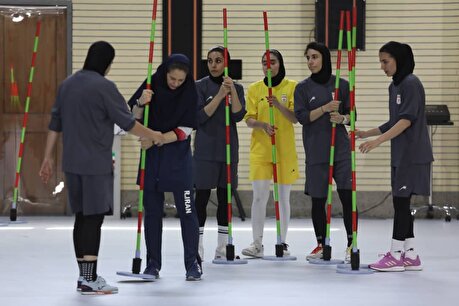گزارش تصویری انجام تستهای تخصصی آمادگی جسمانی تیم ملی فوتسال بانوان گزارش تصویری انجام تستهای تخصصی آمادگی جسمانی تیم ملی فوتسال بانوان