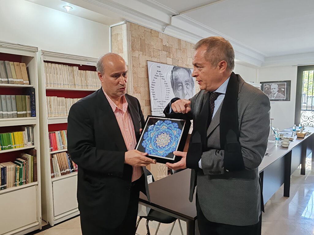 دیدار رئیس فدراسیون با سفیر مکزیک در ایران