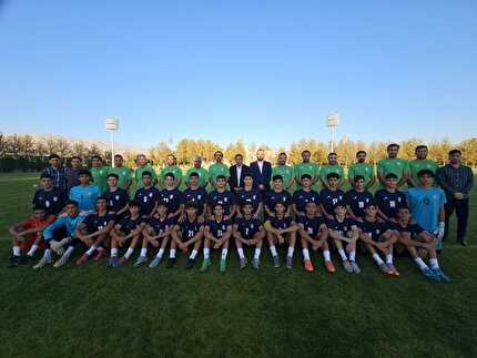 تمرین ریکاوری تیم ملی نوجوانان با حضور عضو هیات رئیسه و مدیرفنی فدراسیون