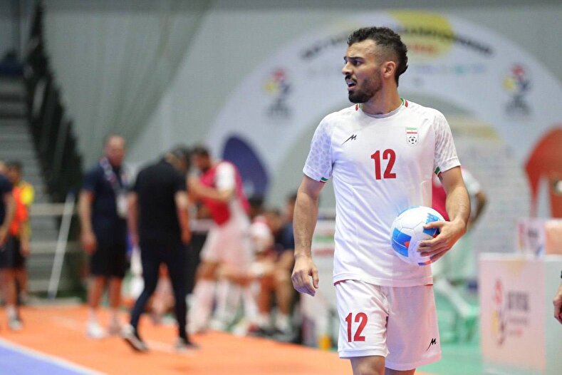 اهدا جایزه سالار توسط نائب رئیس ایرانی AFC