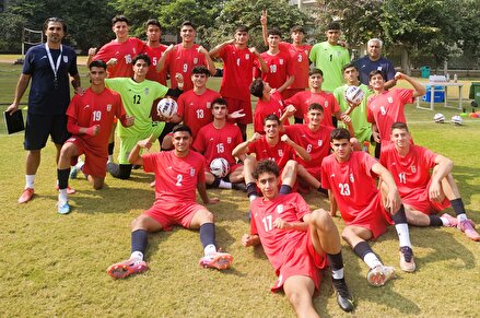 شعار یوزهای نوجوان در هند 