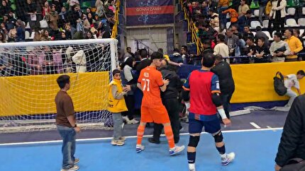 اعلام رای دستور موقت تماشاگران تیم گهر زمین و کارلوس سانز بازیکن مس سونگون