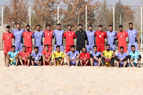 گزارش تصویری: تصاویر مسابقه دوستانه درون تیمی ساحلی بازان