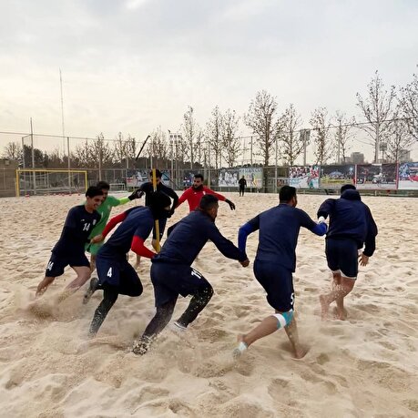 ویدیو: تمرین با نشاط امروز صبح ساحلی بازان در زمین ساحلی