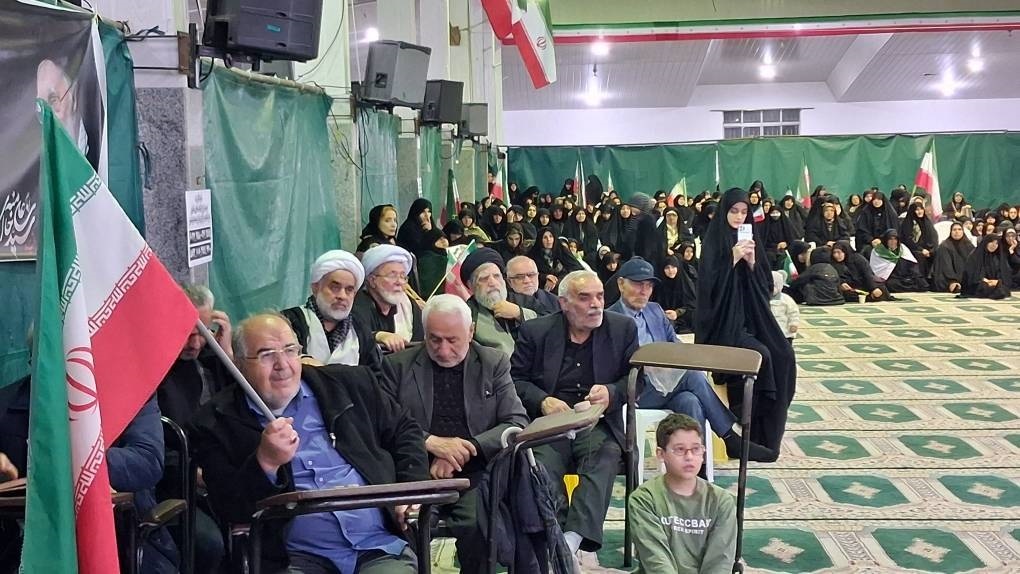 حضور اعضای تیم ملی فوتبال بانوان در موکب هیات فوتبال مازندران