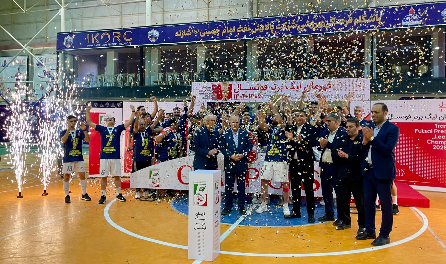 گیتیپسند قهرمان لیگ برتر فوتسال گیتیپسند قهرمان لیگ برتر فوتسال