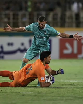 پیکان 