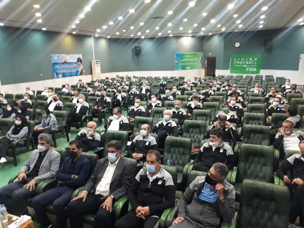 برگزاری سمینار ناظران فوتبال