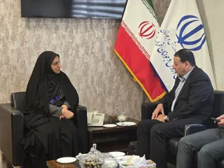 آموزش