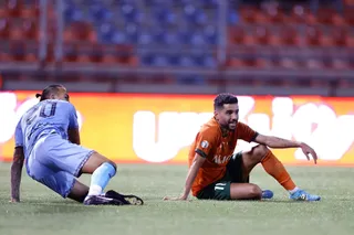 مس
