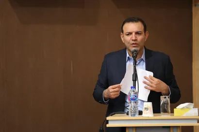 عزیزی خادم: همه بخش‌ها ملزم به تدوین برنامه بر پایه همفکری هستند
