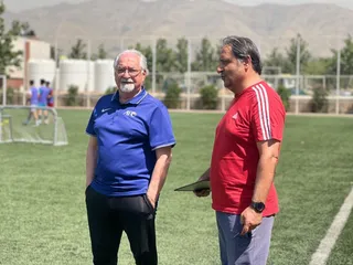 آموزش