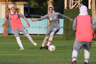 بانوان 1
