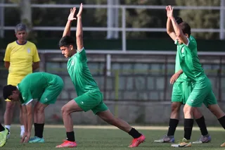 زیر 15 سال