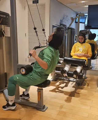 777