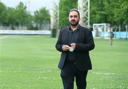 خورشیدی: از تمام ظرفیت مان برای حضور مهدی طارمی در کنار تیم ملی استفاده می‌کنیم