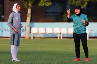بانوان 1