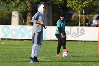 بانوان 1