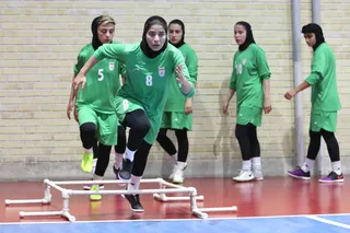 بانوان 