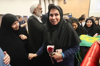 ج۹۸۸
