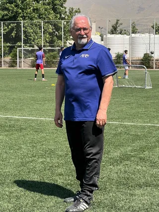 آموزش