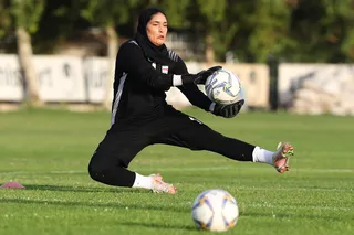 بانوان 1