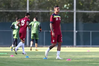 تیم 2
