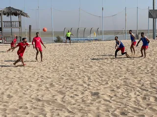 صبح ۴