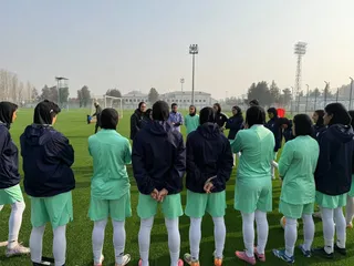 بانوان 