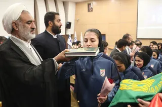 ج۹۸۸