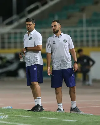 پیکان 