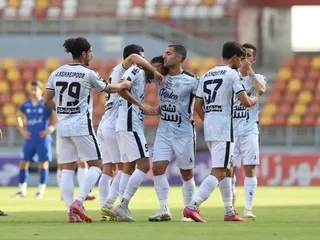 استقلال خ