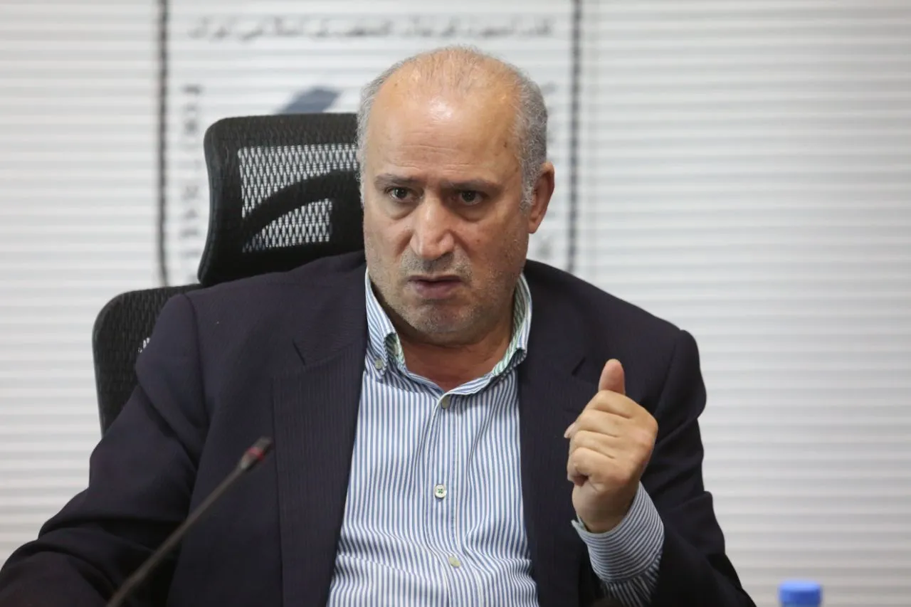 تاج: رقبای تیم ملی با نظر قلعه‌نویی انتخاب شد