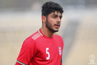 ایران زیر ۱۵