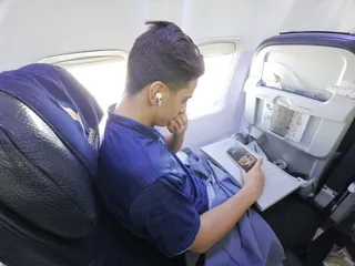 فرودگاه ۲