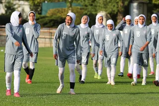 بانوان 1