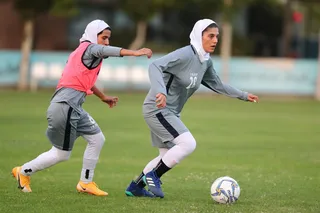 بانوان 1