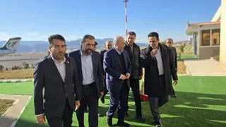 ۹