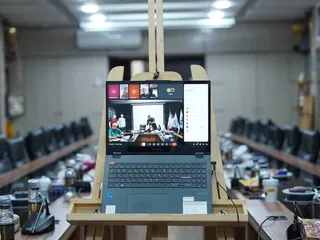 351