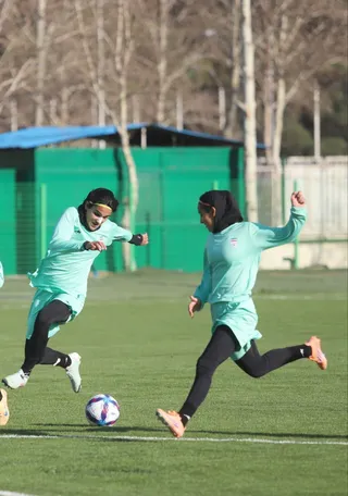 بانوان 