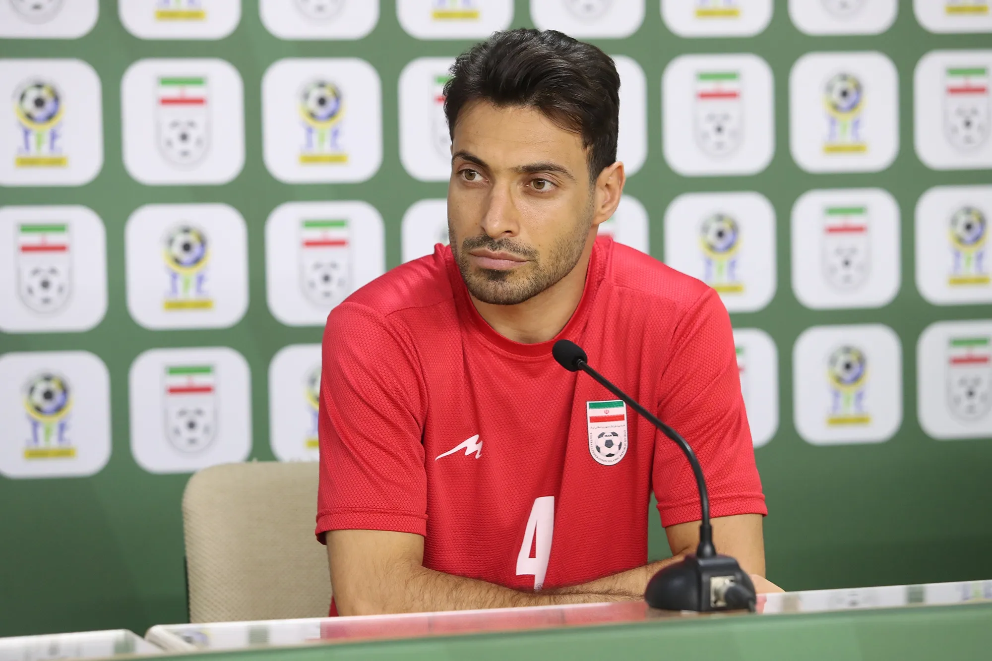 باید ۶ ماه مانده تا جام جهانی، همدل باشیم