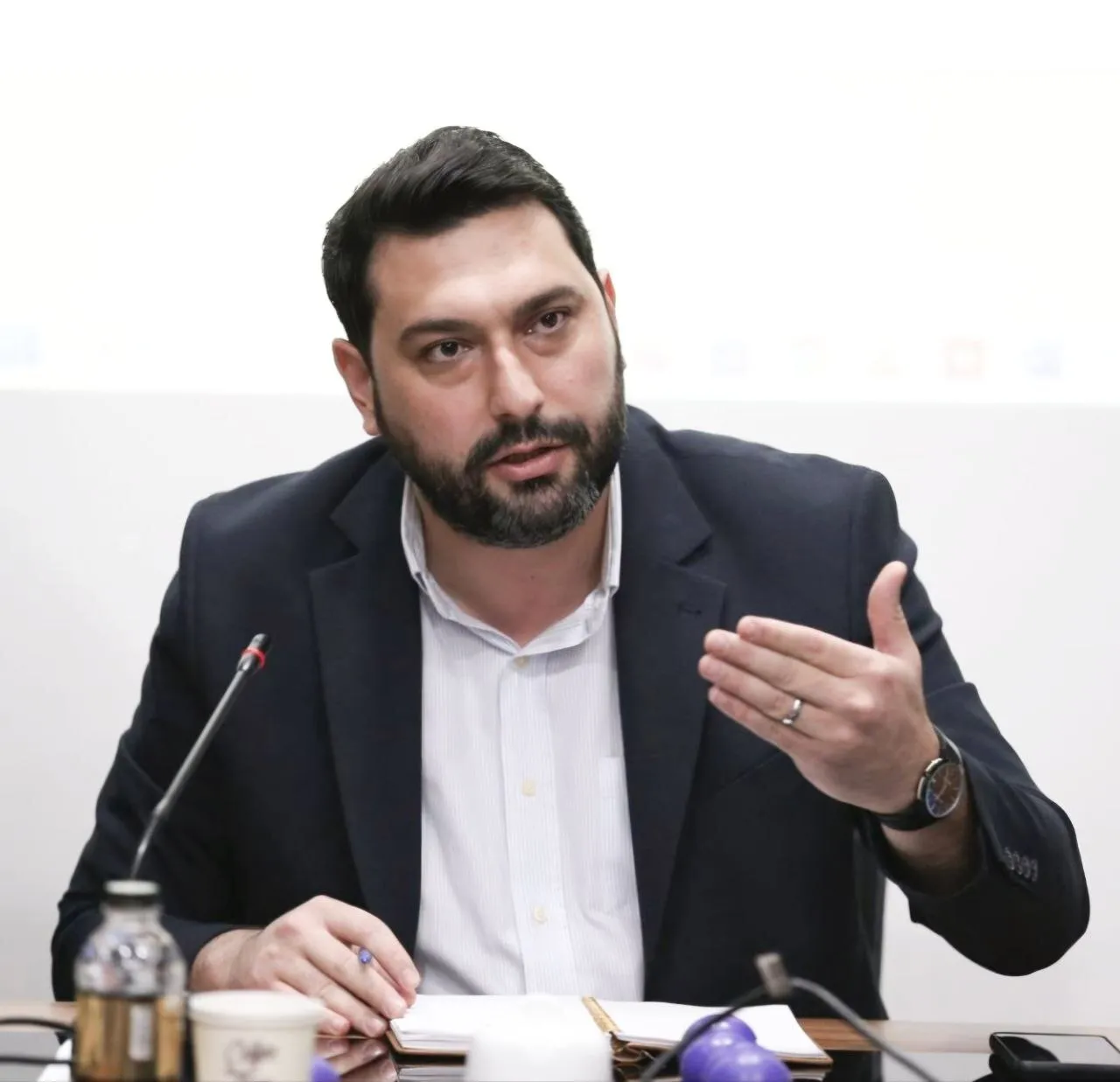 کامیانی: عملکرد تیم‌های ملی فوتسال جوانان در بحرین را بررسی می‌کنیم